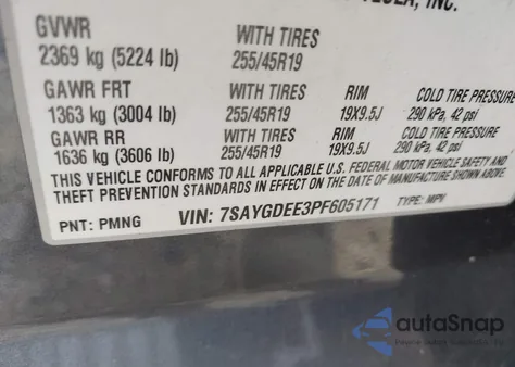 2023 Tesla Model Y Awd/Long Range Dual Motor All-Wheel Drive z USA, uszkodzony, nr VIN 7SAYGDEE3PF605171